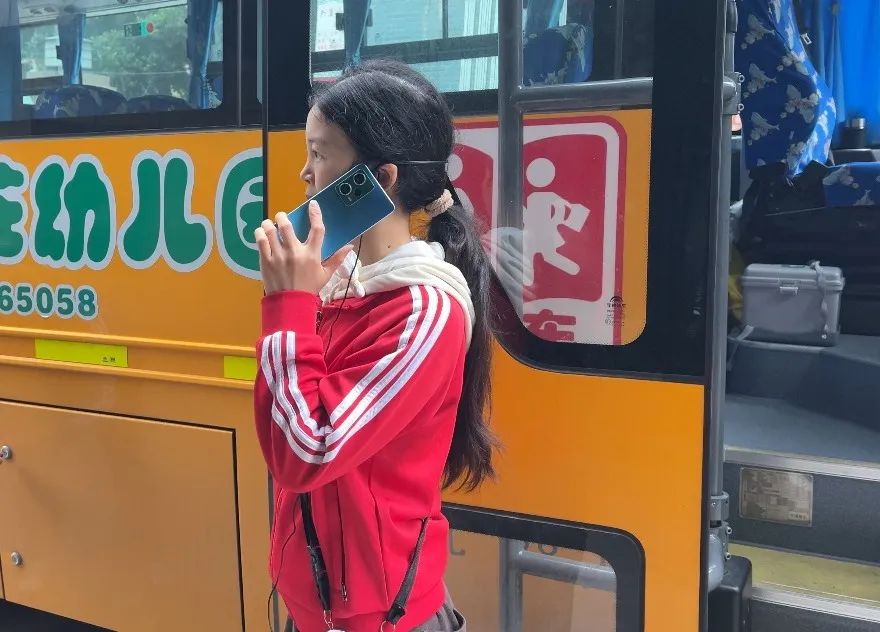 用心呵護，為愛護航——廣安市廣安區景上花幼兒園校車消防演練