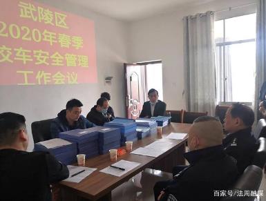 常德交警直屬二大隊：嚴守校車安全關(guān) 筑牢復(fù)學“防護網(wǎng)”