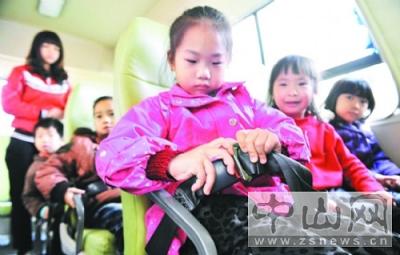 中山：校車全加裝行駛記錄儀 七成以上校舍加固完畢
