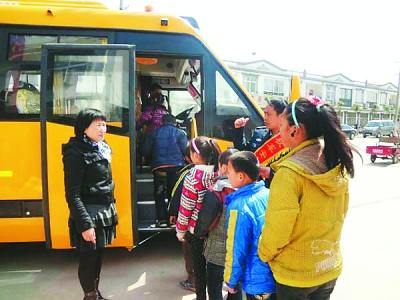 肥西 試點校車公司化運營