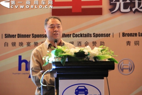 中國公路學會客車分會副秘書長佘振清