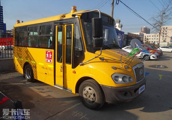 大鼻子校車來啦 宇通校車入駐保定天信