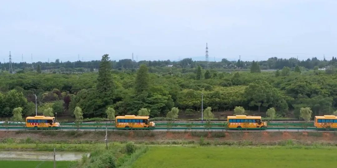 在蕪湖，宇通校車守護孩子們10年上學路
