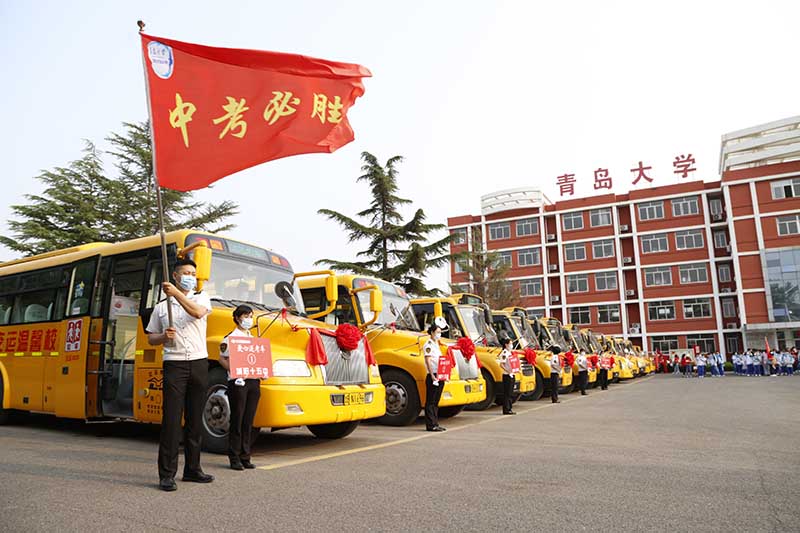 溫馨校車：非凡十年書寫滿意答卷