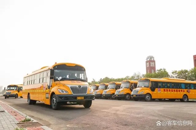 黃驊校車聯手宇通，把公益做成事業