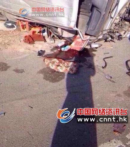 天津一校車發生車禍側翻 傳2名兒童當場死亡