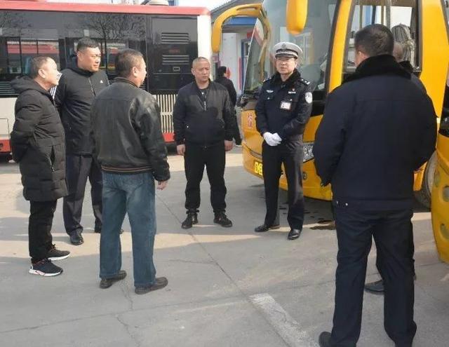 加強(qiáng)校車管理 淄博高新區(qū)召開校車管理工作現(xiàn)場(chǎng)會(huì)