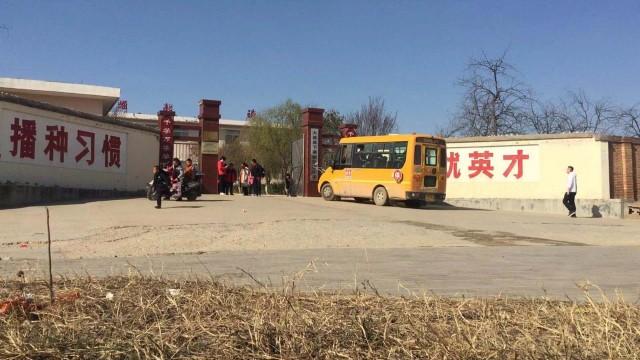 大荔：校車管理混亂 幼兒安全令人堪憂