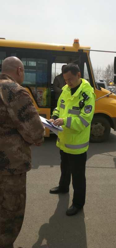 長春交警雙陽大隊深入轄區學校幼兒園，開展校車交通安全隱患排查