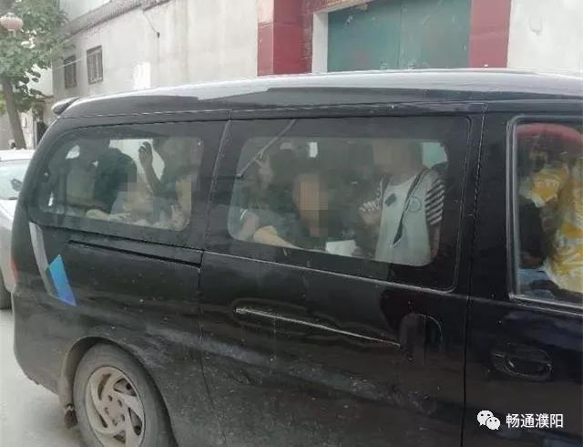 6月18日，遼寧省凌源市一名4歲幼童被遺忘在校車內(nèi)，放學(xué)時(shí)才被人發(fā)現(xiàn)死亡。
