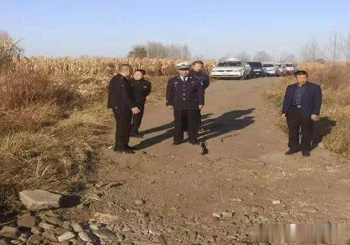 交警大隊全力做好秋冬季農(nóng)村校車安全管理工作
