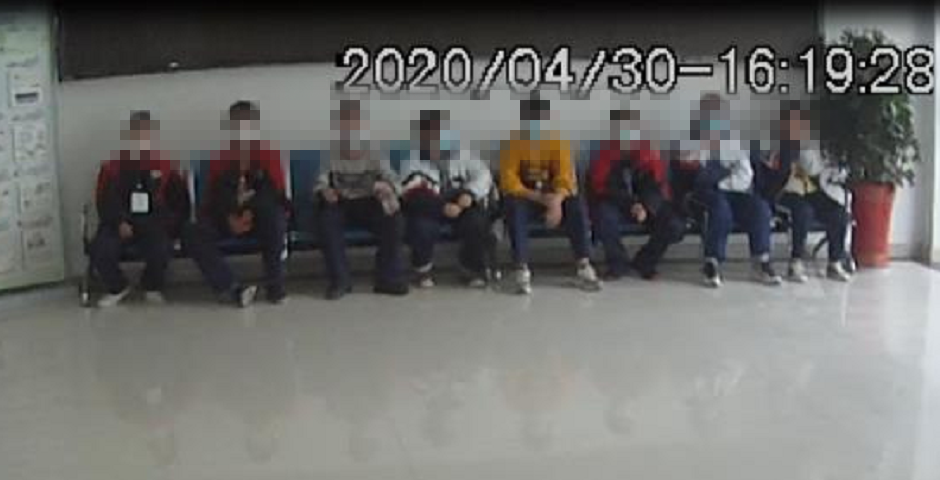 一人35元？響水境內出現一輛“假”校車，被民警當場攔下