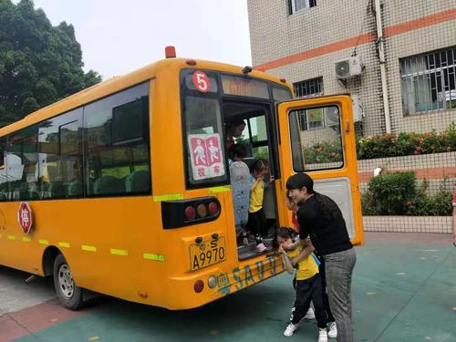 南雄開展校車道路交通事故綜合應急演練