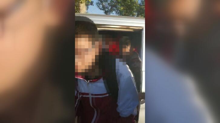 清苑交警：這種“黑校車”堅決不能坐！