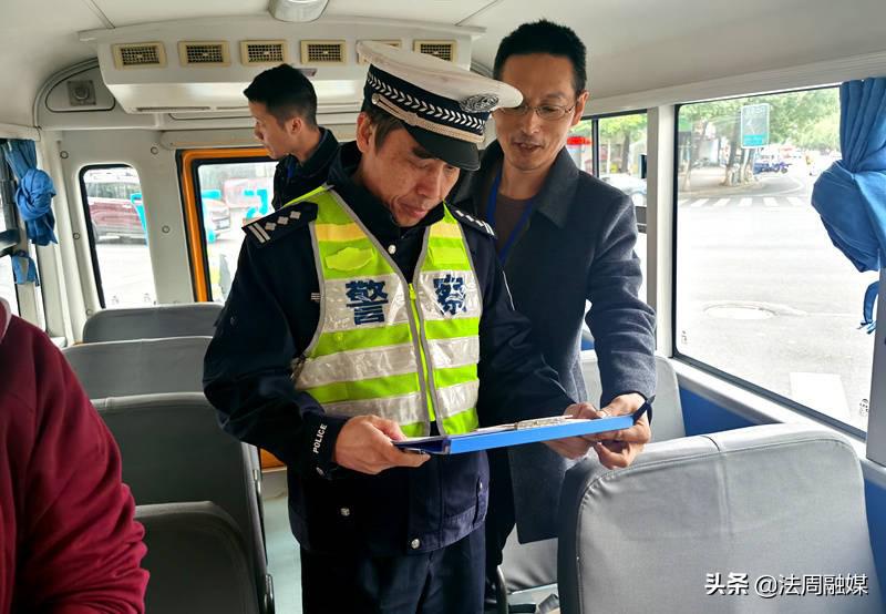 常德公安交警直屬一大隊開展校車交通安全大檢查