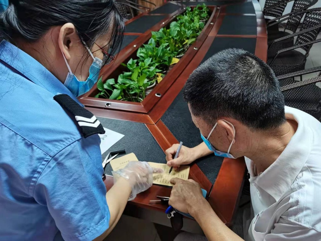 防毒駕 保平安，三亞吉陽區(qū)開展校車司機(jī)毛發(fā)檢測(cè)工作