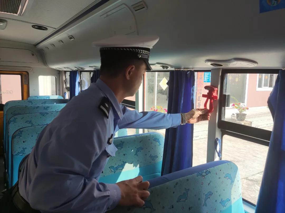 安全無小事！潮南交警走進這所學校開展校車安全檢查和校車司機安全宣傳教育