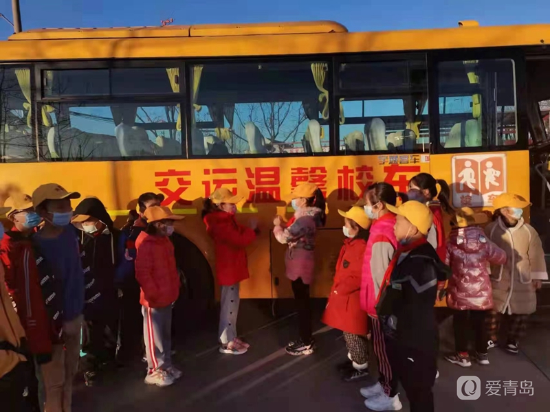 【交運黃島溫馨校車】傳統文化進車廂，歡聲笑語學禮儀