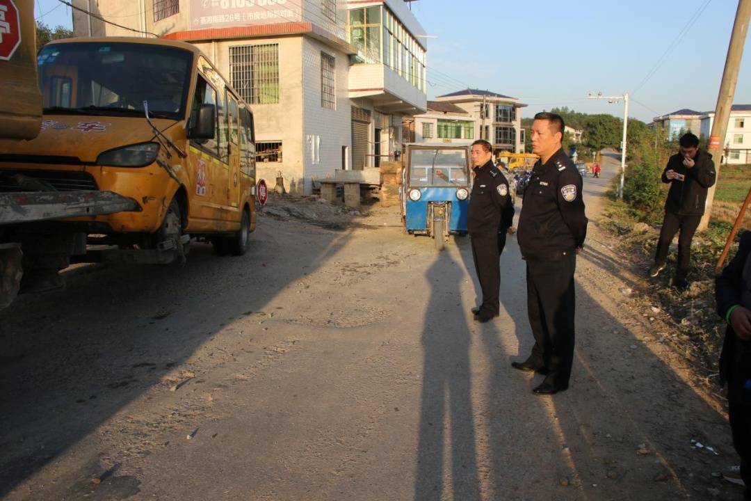 衡東交警查處報廢校車 及時剔除安全隱患