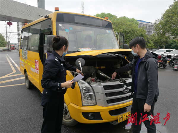 冷水灘：筑牢學生求學交通安全“防火墻”3.jpg