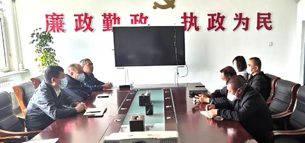 七進宣傳 |梅河口市公安局交警大隊聯合市教育局召開校車安全管理工作會議