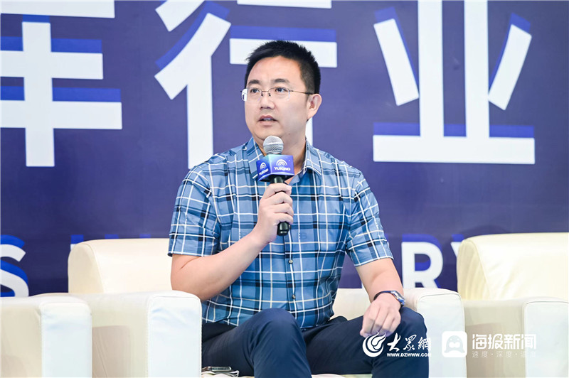 城運(yùn)控股交運(yùn)溫馨校車公司受邀出席2022中國(guó)校車行業(yè)高峰論壇