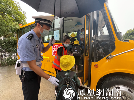 齊抓共管 長沙開福區將校車安全刻進年輪