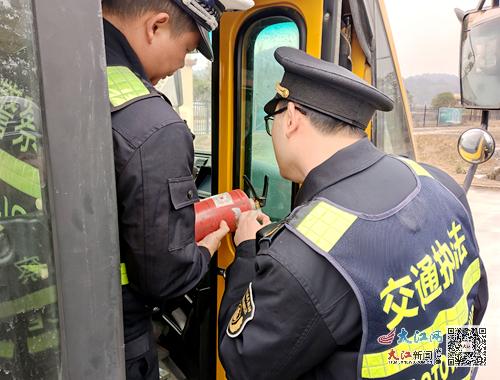 宜春市交通運(yùn)輸執(zhí)法支隊(duì)：校車(chē)安全齊抓共管 全力護(hù)航學(xué)生安全