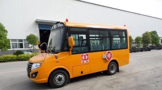 新國(guó)標(biāo)校車的普及要考慮到農(nóng)村與城市的差異