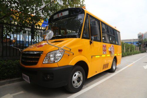海格客車與閻良合力打造校車運營典范