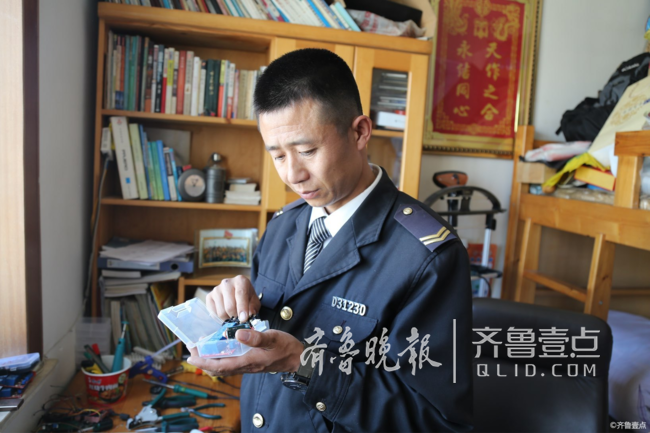 青島：黃島有位80后校車司機(jī),酷愛(ài)鉆研獲國(guó)家專利