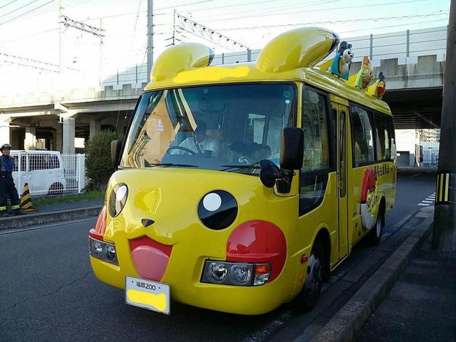 世界校車大PK，日本校車讓孩子搶著上學，俄羅斯校車讓孩子害怕