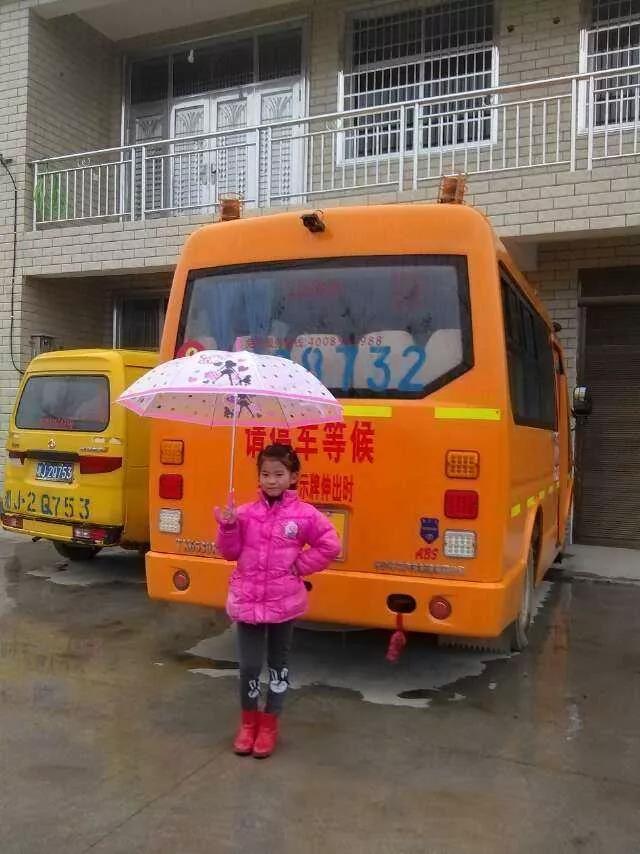校車網(wǎng)粉絲投稿 | 我的校車，我的校車路