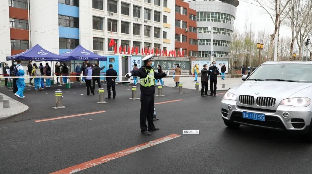 全省交警多策并舉 全力為中小學生開學保駕護航