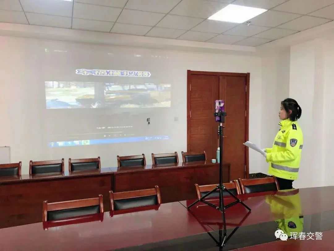 全省交警多策并舉 全力為中小學生開學保駕護航