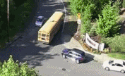 美國校車為什么安全性更高？