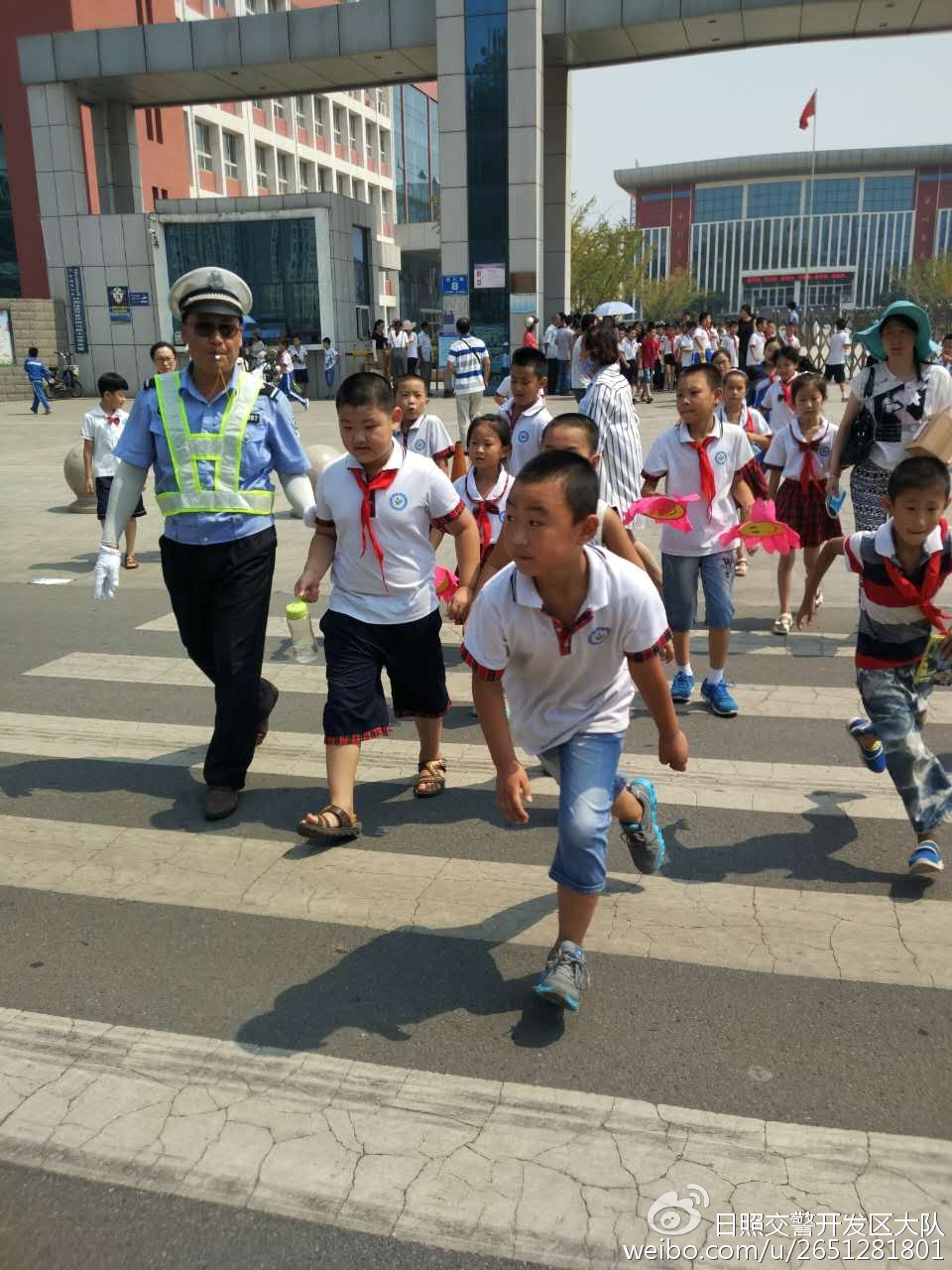 開學(xué)第一課學(xué)什么：安全！