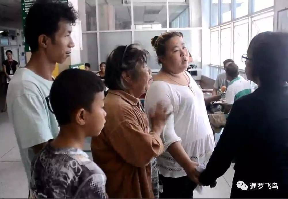 泰國6歲小男孩被鎖校車5小時后陷入昏迷 司機(jī)自首