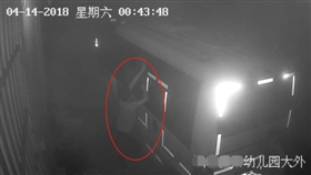 幼兒園校車上U盤、醫(yī)藥箱被盜 三名竊賊均為青少年