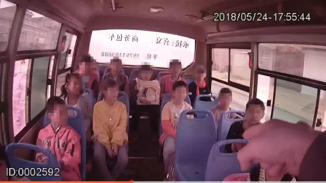 膽大包天！東海一司機醉酒駕駛“黑校車”接送17名學生被查