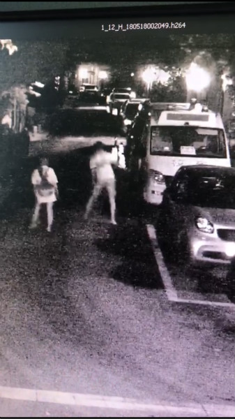 幼兒園校車(chē)反光鏡被誰(shuí)暗中破壞？警方調(diào)查發(fā)現(xiàn)竟然是無(wú)妄之災(zāi)