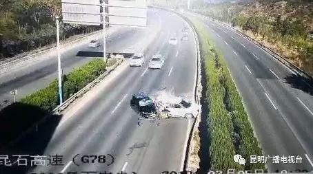 昆石高速公路倒車致7人受傷4車受損，只罰400元扣18分？
