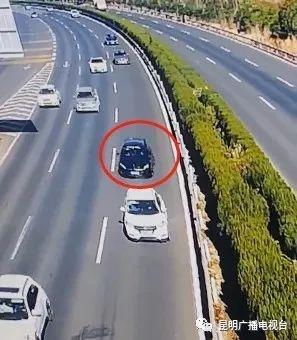 昆石高速公路倒車致7人受傷4車受損，只罰400元扣18分？