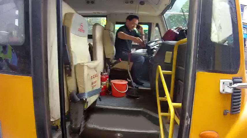 交警北塔大隊: 校車及駕駛人交通違法行為“零容忍”
