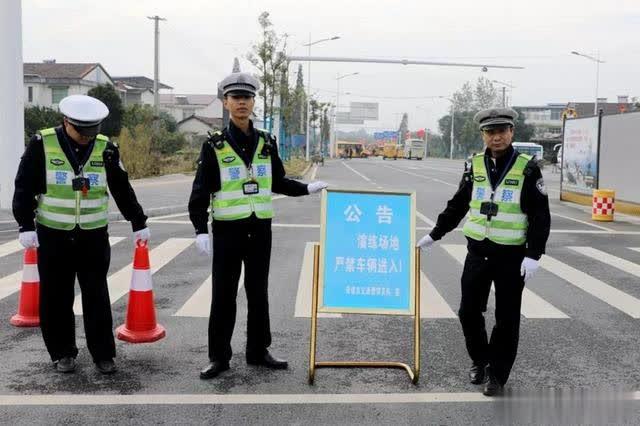 常德交警直屬二大隊(duì)：積極參加湘北運(yùn)輸集團(tuán)道路運(yùn)輸安全事故應(yīng)急救援演練