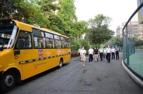 深圳市教育局聯合多個部門開展校車安全隱患排查整治工作