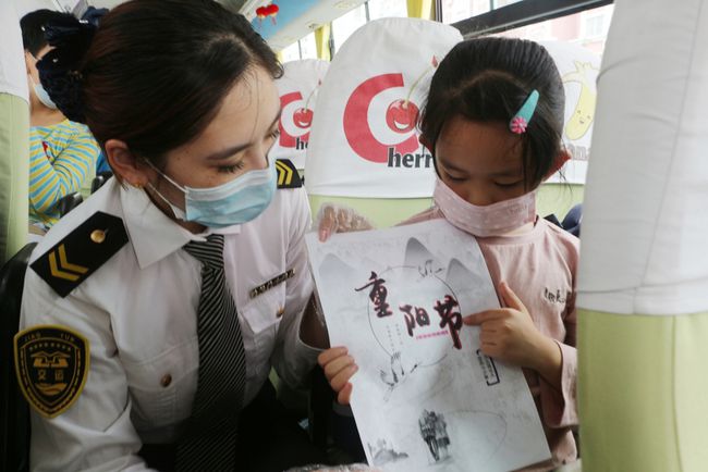 弘揚(yáng)孝道！交運(yùn)溫馨校車多點(diǎn)開花迎重陽節(jié)