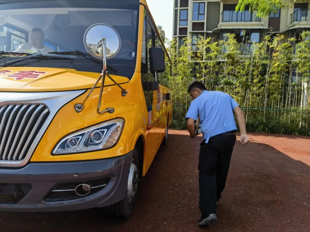 擰緊校車“安全閥” ，守護學生“平安路”