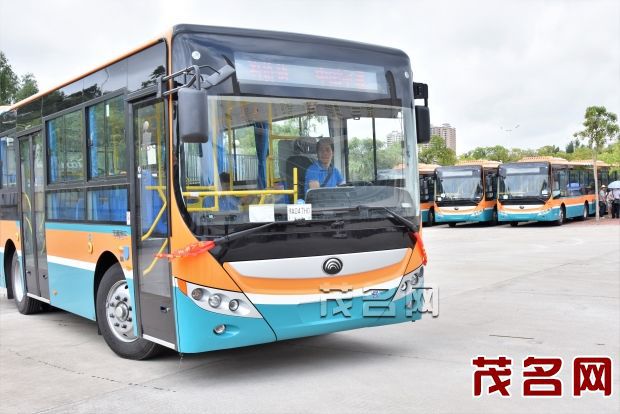 廣東茂名電白區(qū)即將開通水東城區(qū)學校21條專線校車