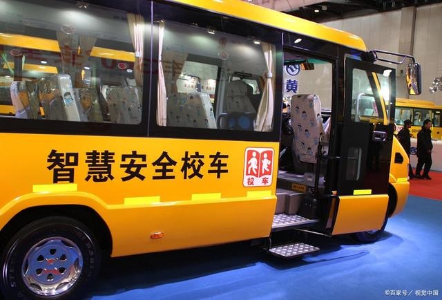 悲劇再現，5歲幼兒被遺留校車內身亡！安全防范多點技術不是更好